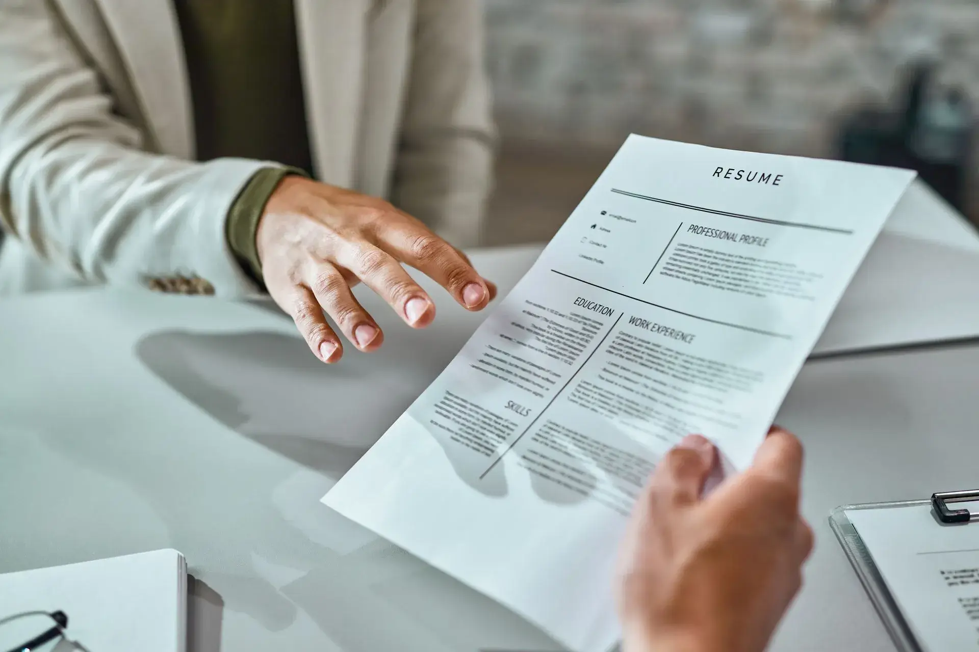 Reviewing Resumes: How to Pick the Best Job Candidate