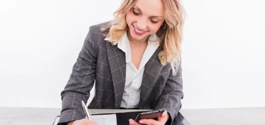 7 Advantages of Electronic Signatures for Hiring and Recruitment