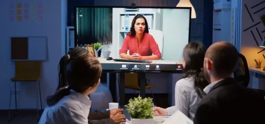Using Smart Video Briefings For No More Meetings
