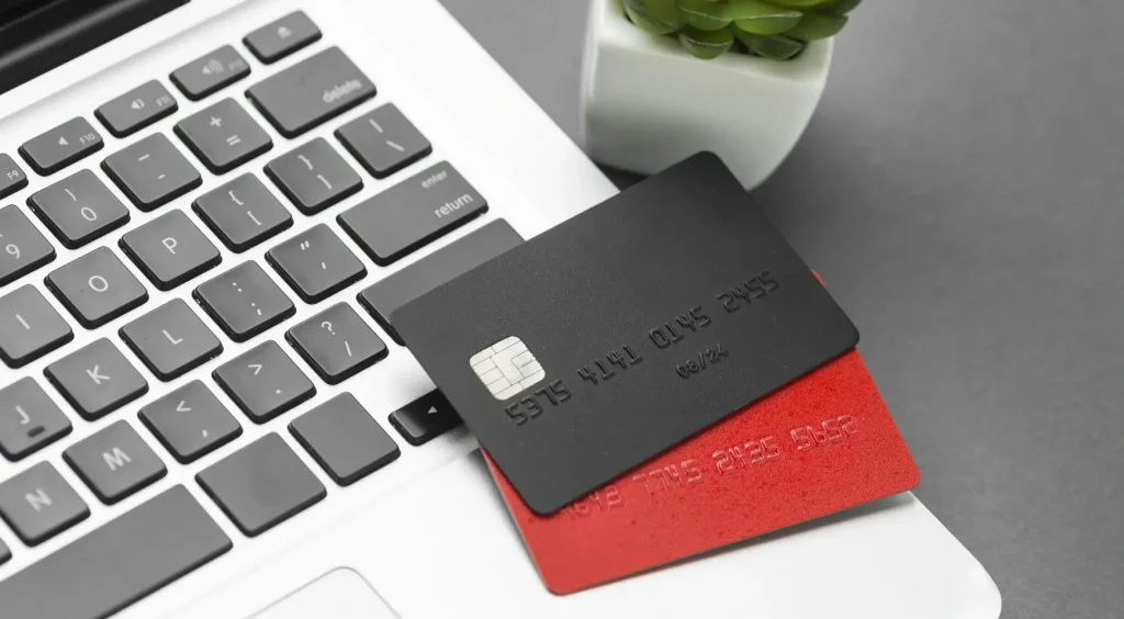 How to Identify the Perks and the Pitfalls of Any New Credit Card